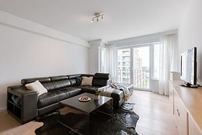 Beachside 3-bedroom Duplex Near Sea