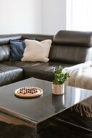 Beachside 3-bedroom Duplex Near Sea