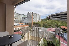 Liiiving in Porto - Trindade Deluxe Studio 3T