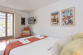 Liiiving in Porto - Trindade Deluxe Studio 2T