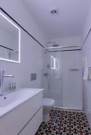 Liiiving in Porto - Trindade Deluxe Studio 2T