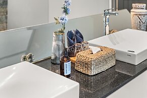 Atelier Villa by Kozystay - Sanur