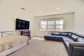 Walk to Beach: Oceanfront Home w/ Outdoor Kitchen