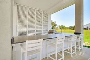 Walk to Beach: Oceanfront Home w/ Outdoor Kitchen