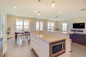 Walk to Beach: Oceanfront Home w/ Outdoor Kitchen