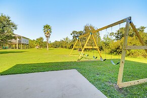Walk to Beach: Oceanfront Home w/ Outdoor Kitchen