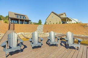 Waterfront Home in Alex City, Near Auburn