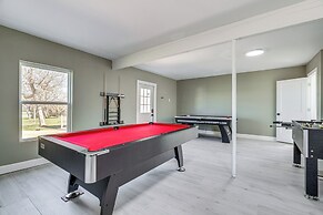 Expansive Bertram Retreat w/ Pool, on 28 Acres!