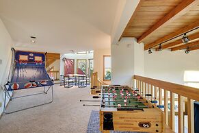 Simple Life Ranch w/ Hot Tub & Sauna in Keene!