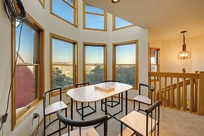 Simple Life Ranch w/ Hot Tub & Sauna in Keene!