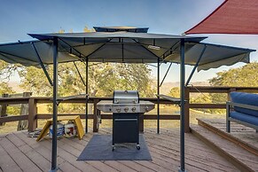 Simple Life Ranch w/ Hot Tub & Sauna in Keene!