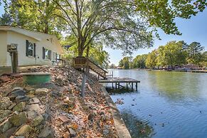Lakefront Escape w/ Boat Docks in Hot Springs!