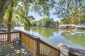 Lakefront Escape w/ Boat Docks in Hot Springs!