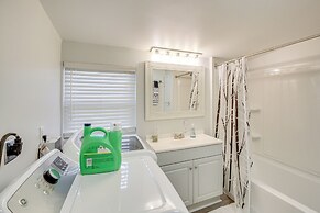 Lakefront Escape w/ Boat Docks in Hot Springs!