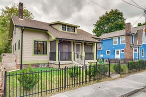 Indy 500 Group Getaway: 6 Mi to Speedway!