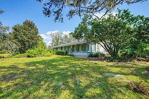 Pet-friendly Haines City Gem w/ Community Pool