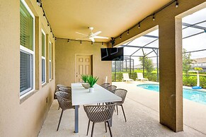 12 Mi to Disney: Davenport Gem w/ In-home Theater!