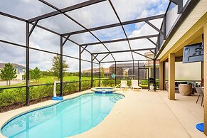 12 Mi to Disney: Davenport Gem w/ In-home Theater!