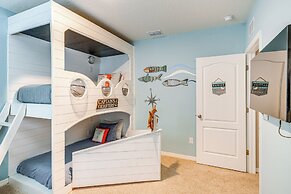 12 Mi to Disney: Davenport Gem w/ In-home Theater!