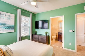 12 Mi to Disney: Davenport Gem w/ In-home Theater!