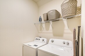 12 Mi to Disney: Davenport Gem w/ In-home Theater!