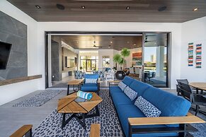 Luxe Home w/ Heated Infinity Pool on Marco Island!