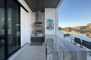 Luxe Home w/ Heated Infinity Pool on Marco Island!