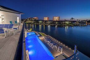 Luxe Home w/ Heated Infinity Pool on Marco Island!