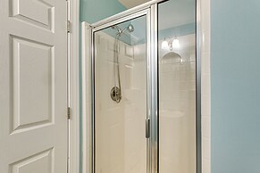 Townhome 3 Mi to Wescott Park & Golf Course!