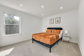 16 Mi to Dtwn Charlotte: Mt Holly Home w/ Grill