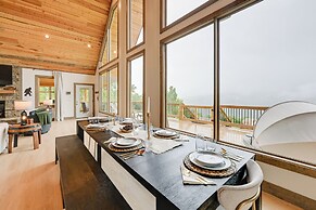 Nantahala Forest Cabin w/ Fire Pits & Hot Tub!