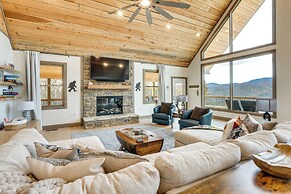 Nantahala Forest Cabin w/ Fire Pits & Hot Tub!