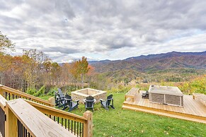 Nantahala Forest Cabin w/ Fire Pits & Hot Tub!