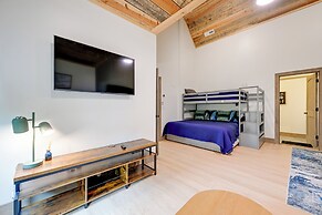 Nantahala Forest Cabin w/ Fire Pits & Hot Tub!