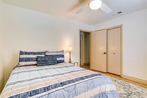 4 Mi to Texas A&m: Home w/ Large Yard!