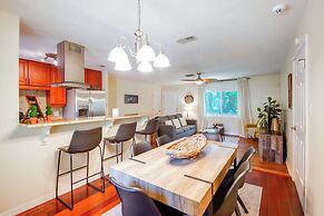 Pet-friendly Home - 3 Mi to University of Florida!