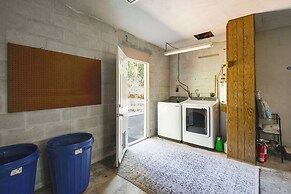 Pet-friendly Home - 3 Mi to University of Florida!