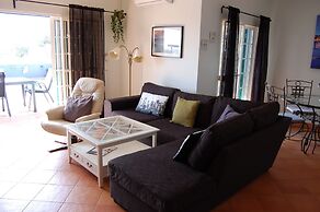 Charming 3-bedroom Villa With Wifi and Central Heating in Beautiful Sa