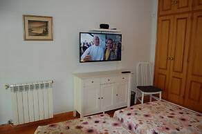 Charming 3-bedroom Villa With Wifi and Central Heating in Beautiful Sa