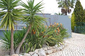 Charming 3-bedroom Villa With Wifi and Central Heating in Beautiful Sa