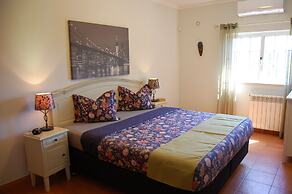 Charming 3-bedroom Villa With Wifi and Central Heating in Beautiful Sa