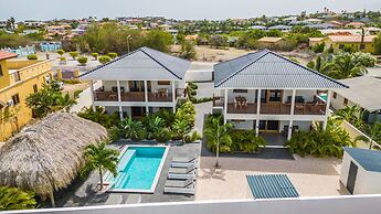 Willemstad - Mini Resort - 2 Beds - Pool - Garden