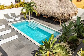Willemstad - Mini Resort - 2 Beds - Pool - Garden