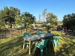 Jungle Side Luxury Hotel