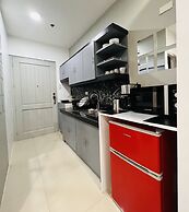 People's Condo Atria