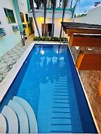 People's Condo Atria