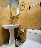 People's Condo Atria