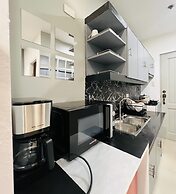 People's Condo Atria