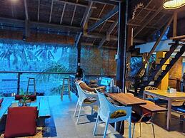 Lexias Hostel & Workspace by Hiverooms