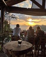 Lexias Hostel & Workspace by Hiverooms